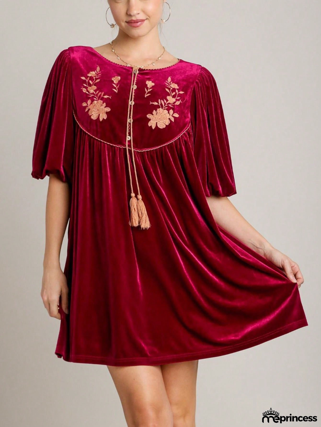 Women's Casual Mini Dress Chic Embroidered Velevt Dress With Tassel Burgundy Relaxed Fit Soft Comfy Fabric Scoop Neck Balloon Half-Sleeves Perfect For Spring/Summer/Fall Holiday Parties Special Occasions Evening Wear