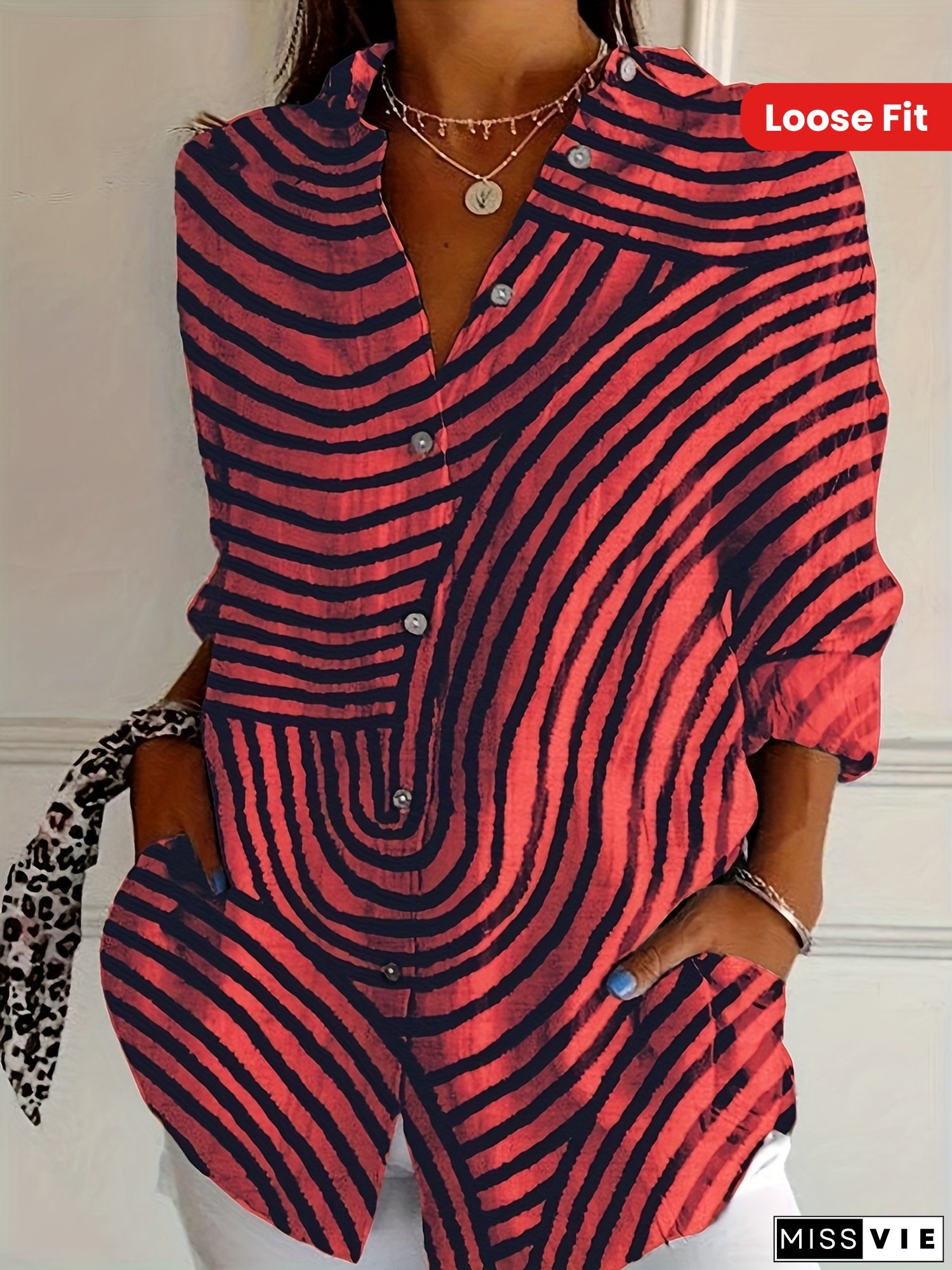 Women&lsquo;s Long-Sleeve Striped Shirt with a Regular Loose Fit.