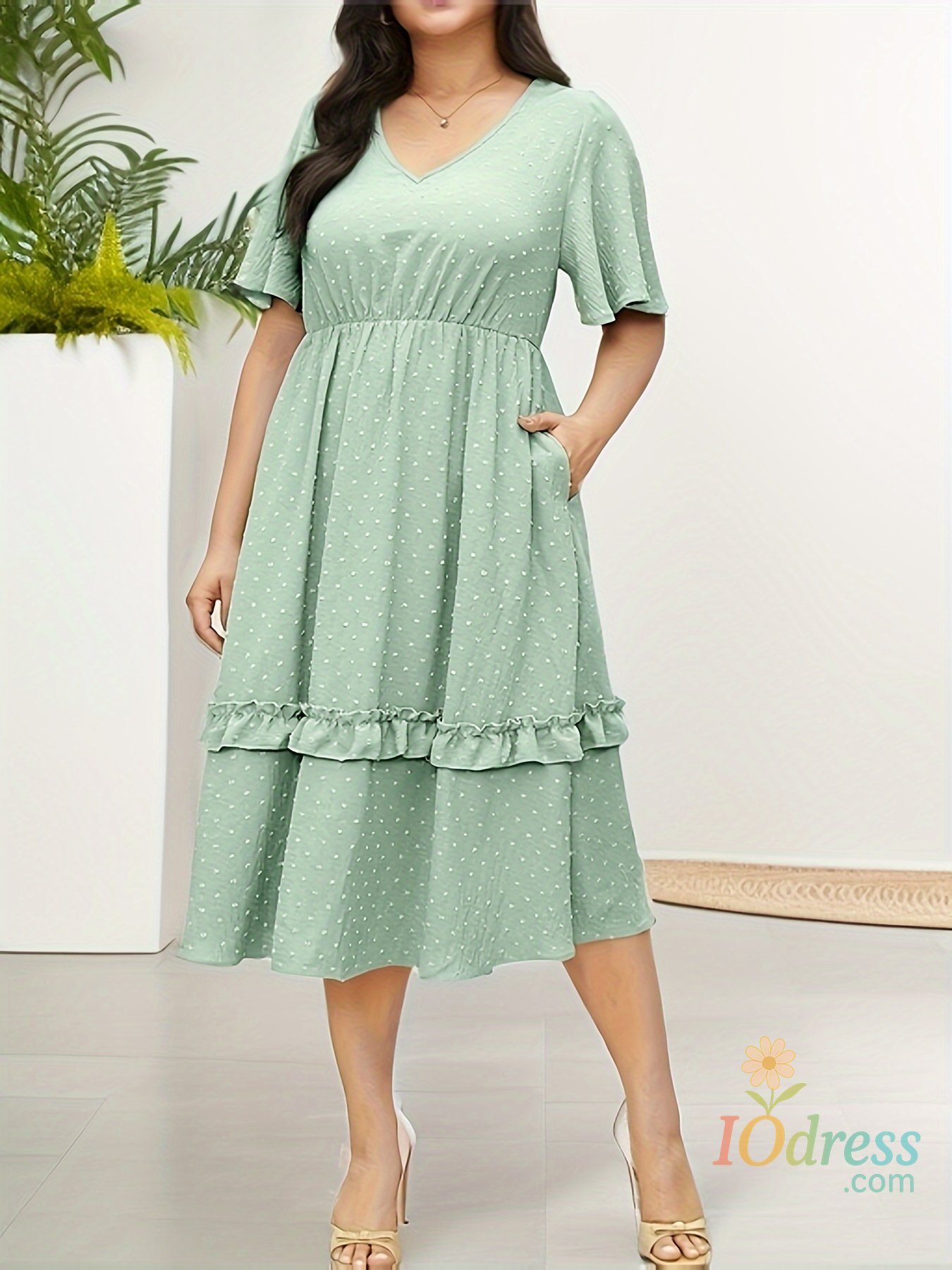 IO Dress Plus-size spring/summer office commute Wear an elegant dress with pockets and a mint green color that looks cool and comfortable