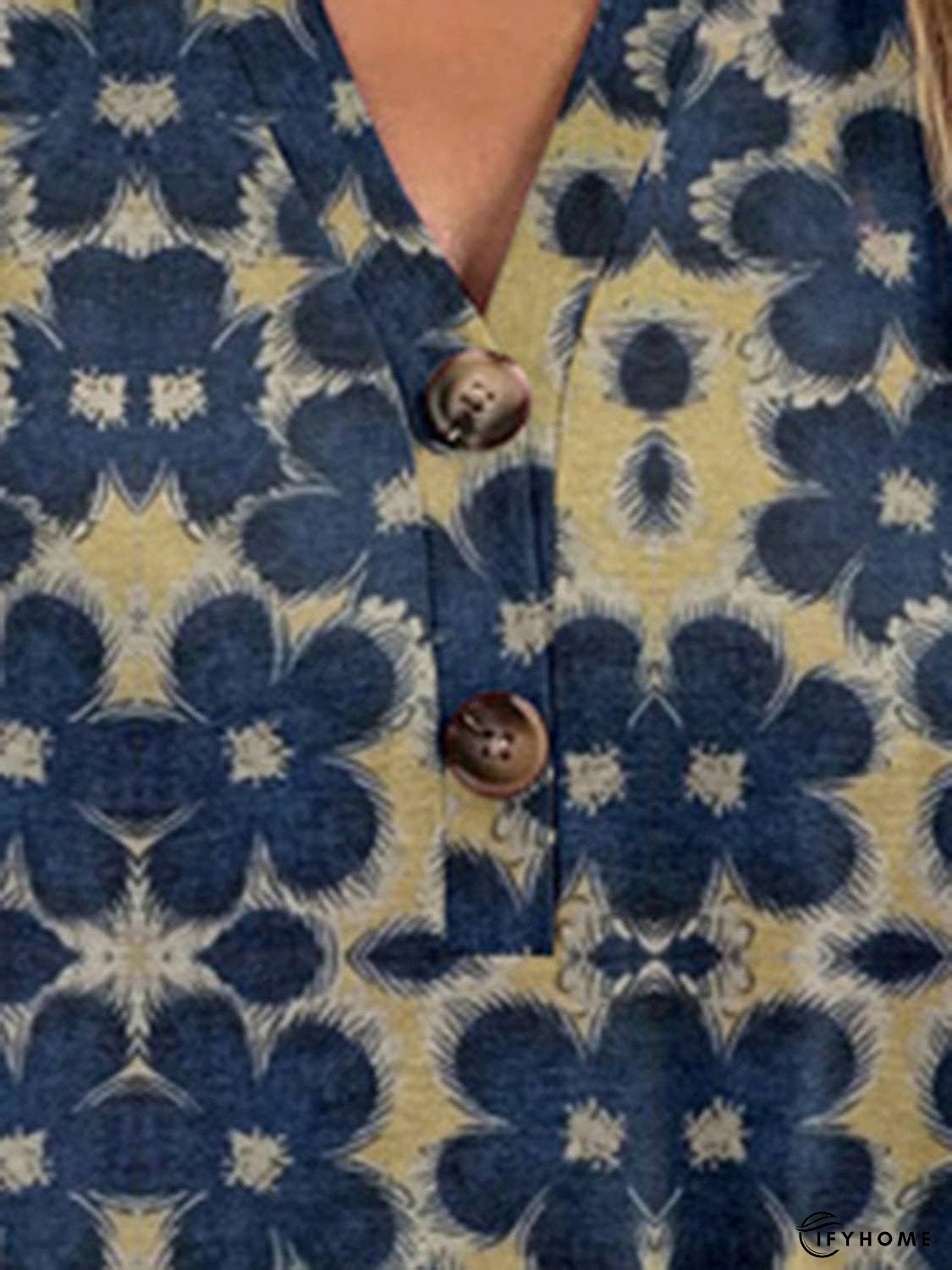 Full Size Printed Notched Short Sleeve Blouse | IFYHOME