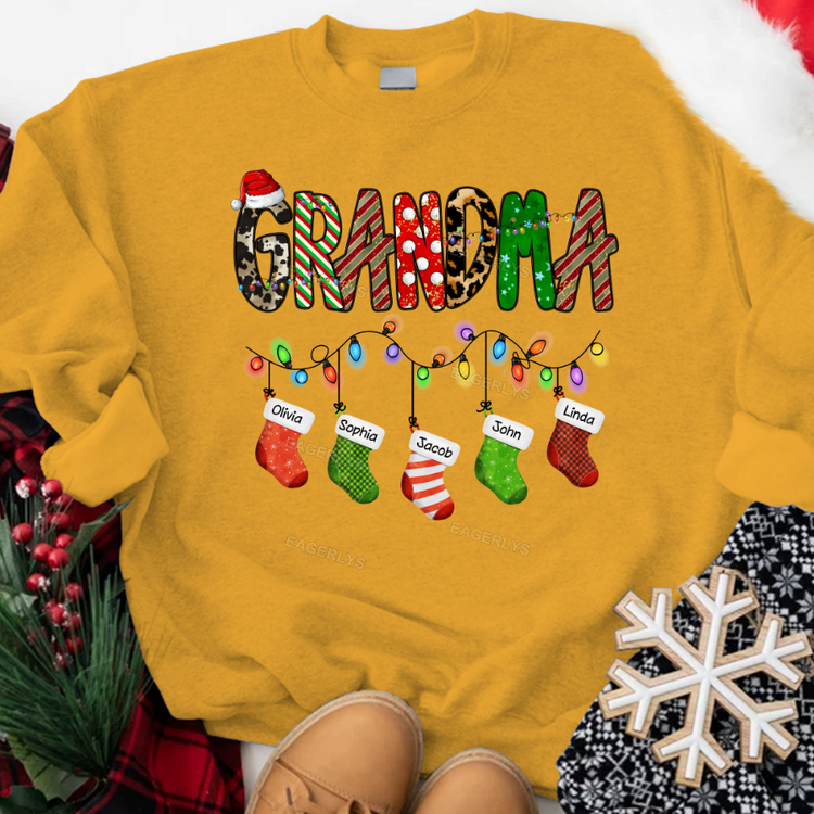 Eagerlys Grandma And Grandkids Christmas CTH01 Sweatshirt Eagerlys