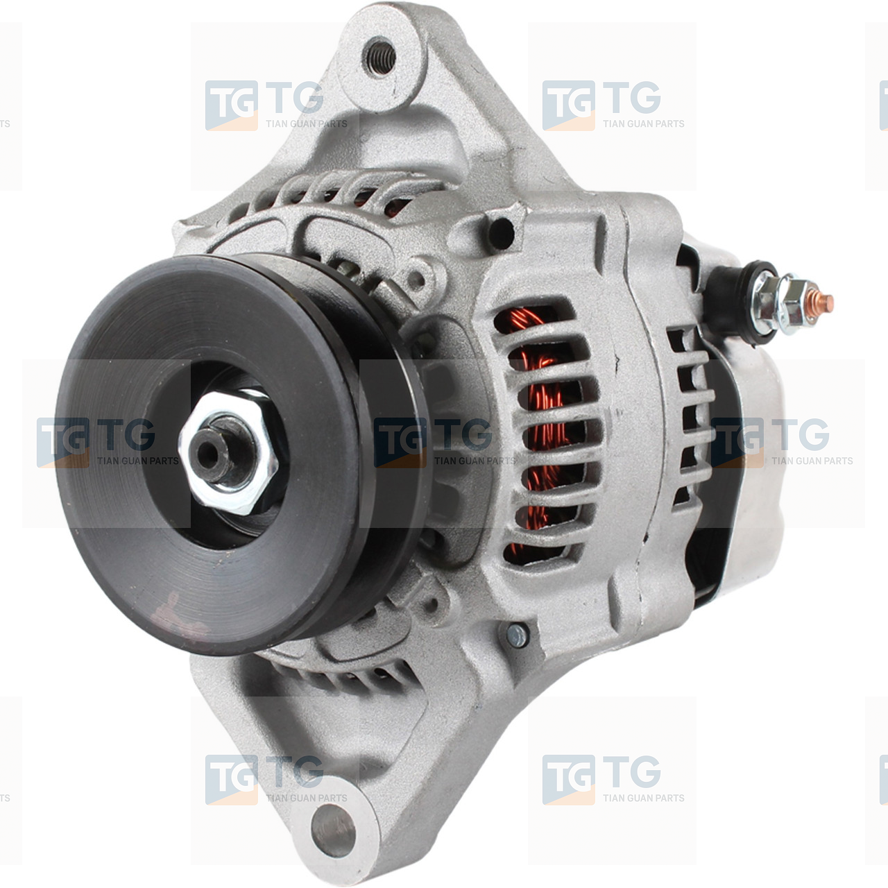 ATG20282 Spare parts for rice transplanter Alternator for  Iseki Engine E3AD1 E3AE1 E3AF1 Tractor TU180 TU197  6281-200-015-0  101211-2040  62812000150 
