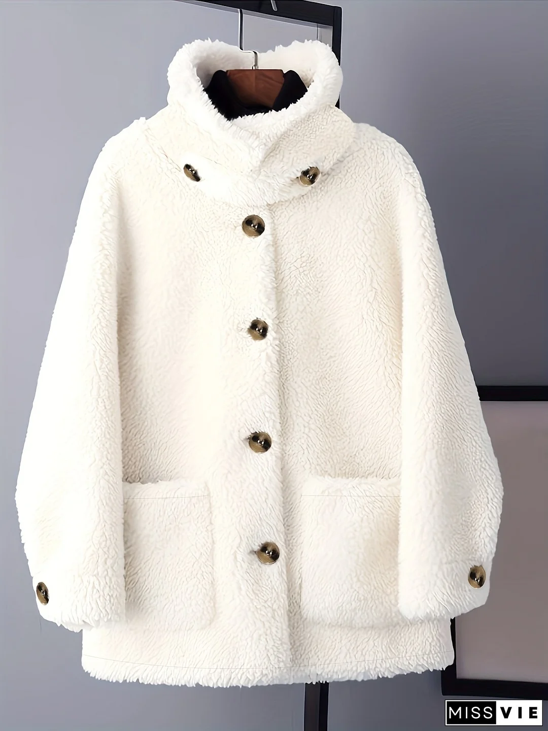 Plus Size - Plus Size, Women‘s Elegant Hooded Jacket - Winter Coat with Button Front Closure, Soft Outerwear for Cold Weather, Formal & Everyday Outfits - Fall/Winter Clothing (Non-Transparent), Winter Jacket, Seasonal Fashion, Classic Design