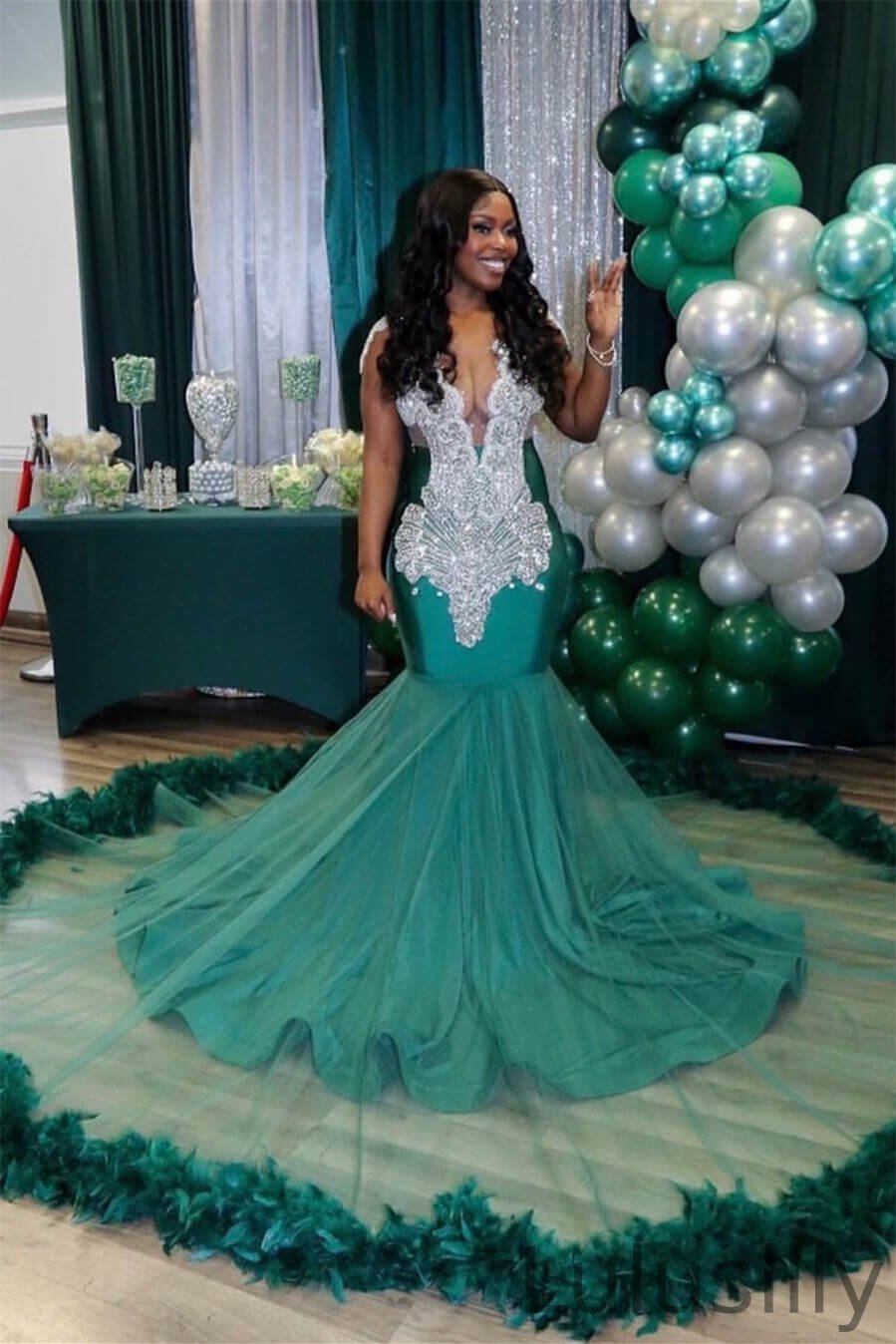 Classy Emerald Green Sleeveless Mermaid Evening Dress With Beadings Crystals Feathers - lulusllly