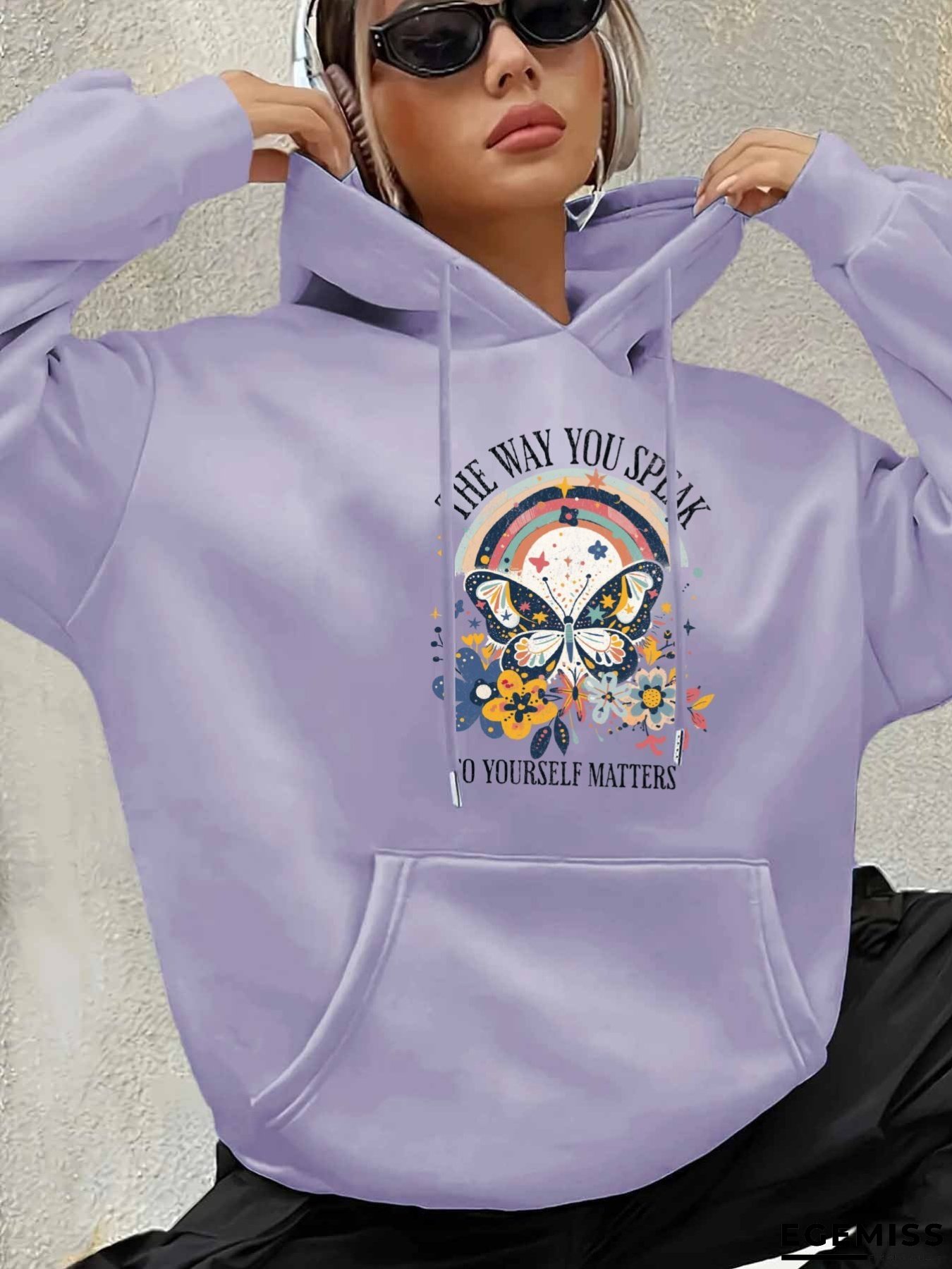 Women's Lavender Hoodie - Fleece-Lined Winter Pullover Sweatshirt, Drawstring Hoodie for Gym, Casual Outfits - Soft French Terry Athleisure Top, Lavender/blue Long Sleeve Top for Ladies, Cozy Clothing, Trendy Design, Durable Construction | EGEMISS
