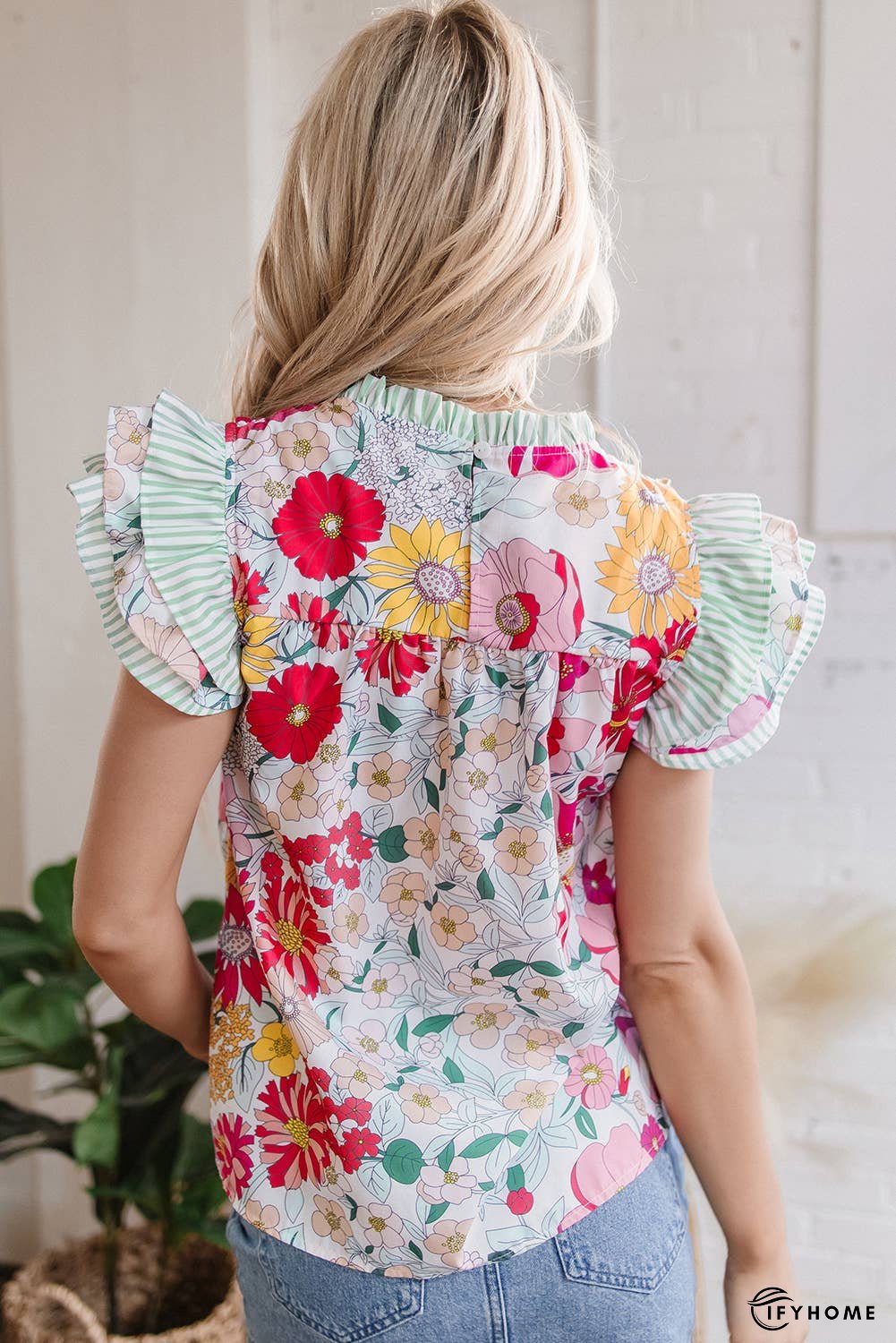 Floral Print Contrast Ruffle Trim Short Sleeve Blouse | IFYHOME