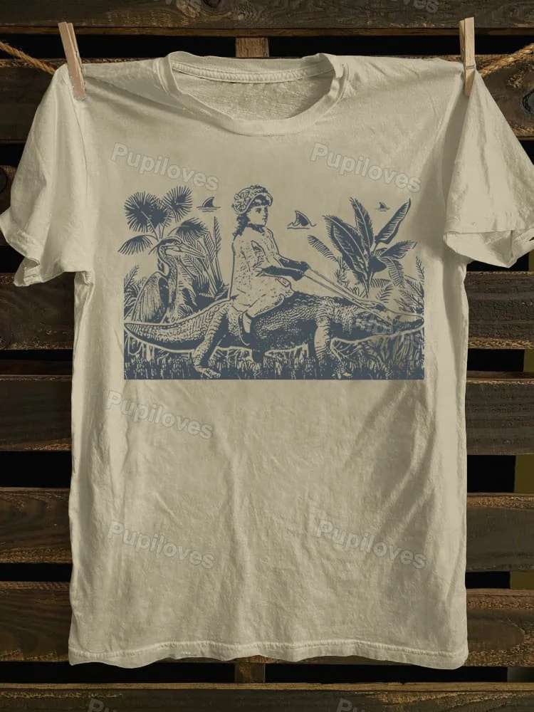 Pupiloves Pupiloves Woman riding a crocodile T-shirt