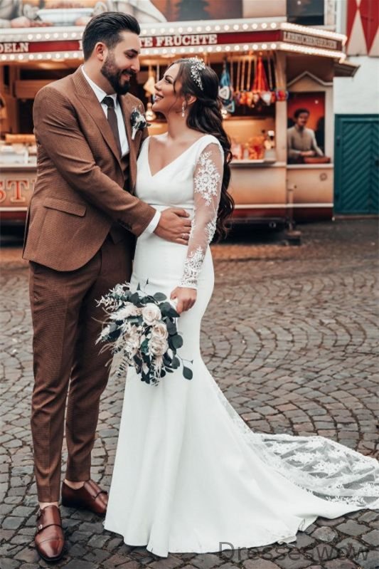 Dresseswow Long Sleeves Lace Wedding Dress Mermaid With V-Neck