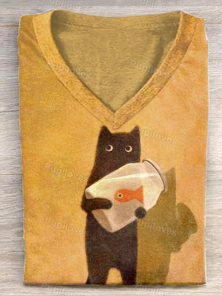 Pupiloves Pupiloves  Cat Holding Goldfish Bowl Art Design V Neck T-Shirt
