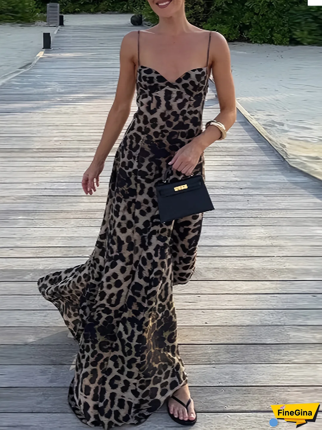 Women‘s Sleeveless Leopard Print Maxi Dress - Elegant Vacation Style with Thin Straps, Flowy Design for Summer Outings, Casual Elegance, Spaghetti Strap Dress