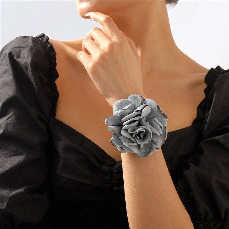 Elegant Rose Velvet Bracelet For Romantic Style | IFYHOME