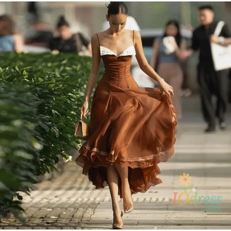 IO Dress Spaghetti Strap Lace Trim Flared Dress Women Sleeveless Waist Cinched Midi Dresses 2026 Summer Chic New Party Lady Robes IO Dress