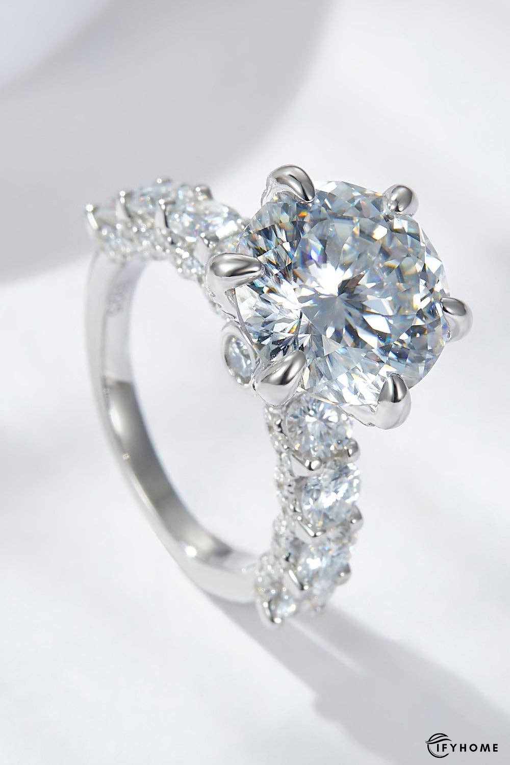 3-Carat Moissanite Platinum-Plated Side Stone Ring | IFYHOME