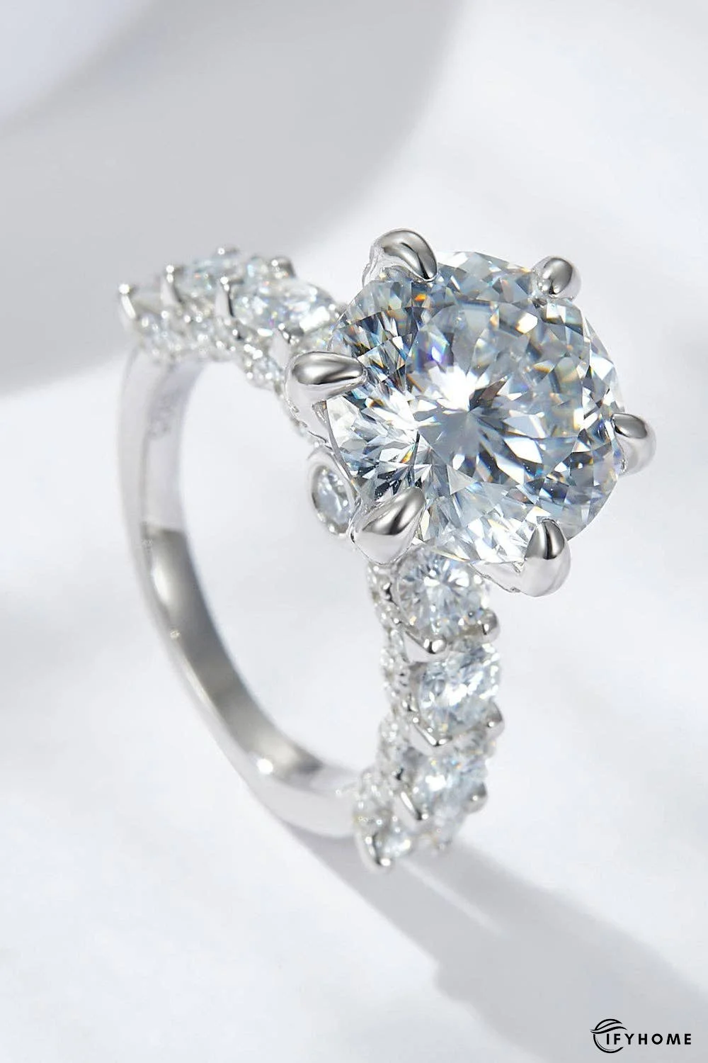 3-Carat Moissanite Platinum-Plated Side Stone Ring | IFYHOME