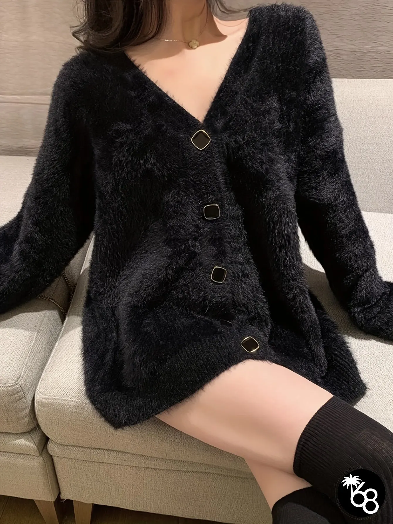 Womens Black Elegant V-Neck Cardigan Luxurious Fur-Lined Long Sleeve Open Front Sweater | 168DEAL