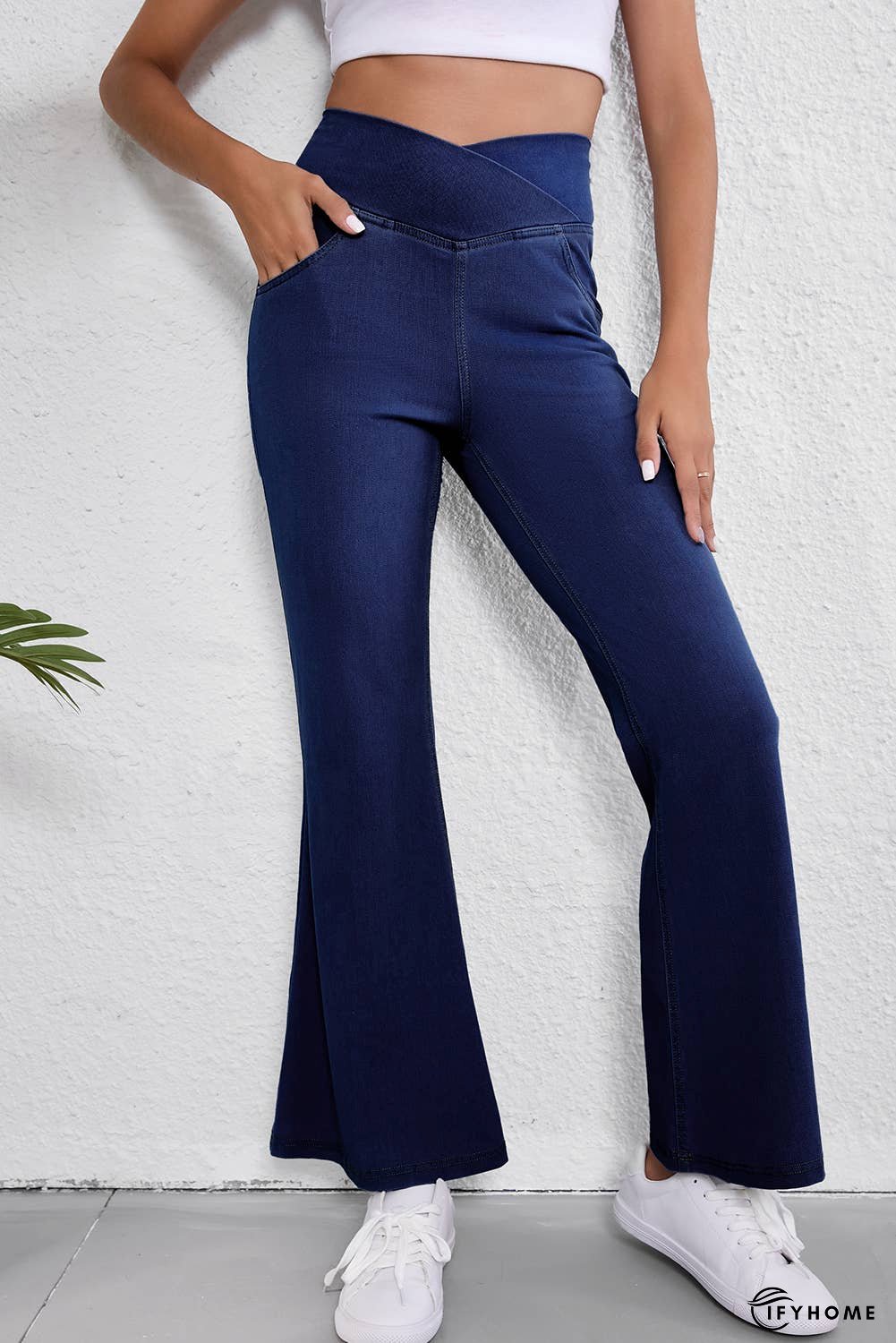 Solid Crossed Waist High Elastic Fit Flare Jeans | IFYHOME