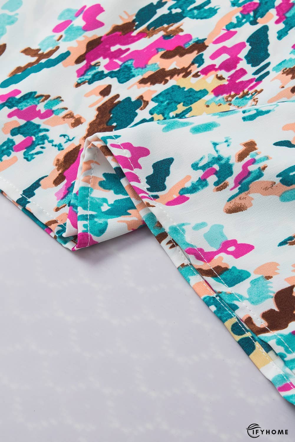 Abstract Print Puff Sleeve Mock Neck Blouse | IFYHOME