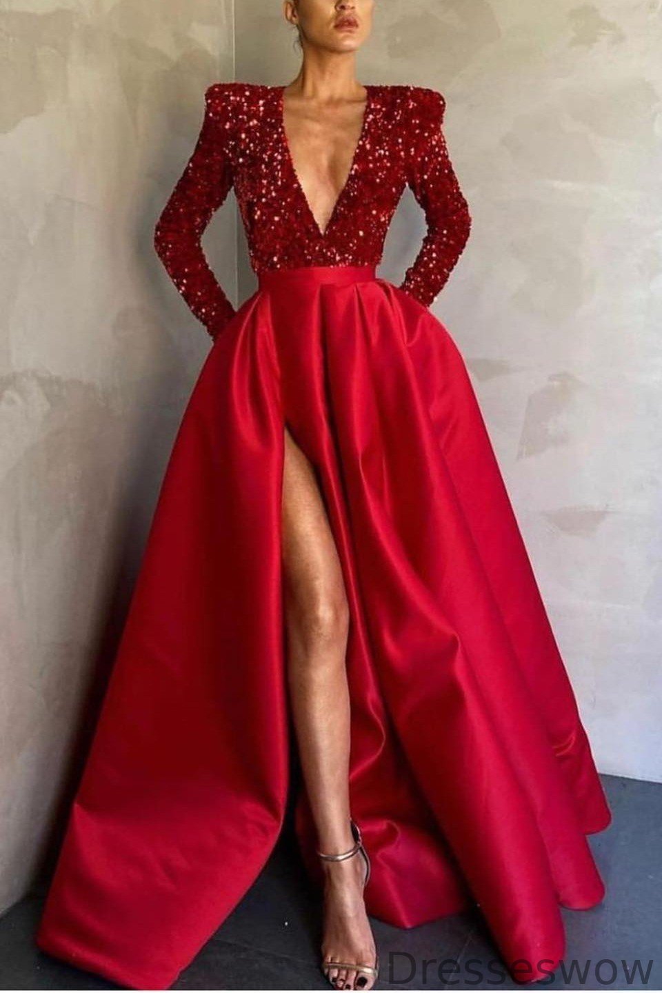 Dresseswow Long Sleeves Deep V-Neck Prom Dress Sequins With Split