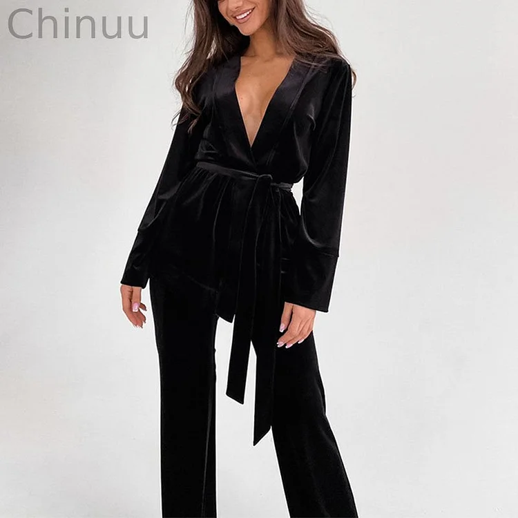 Casual warm autumn and winter V-neck home set