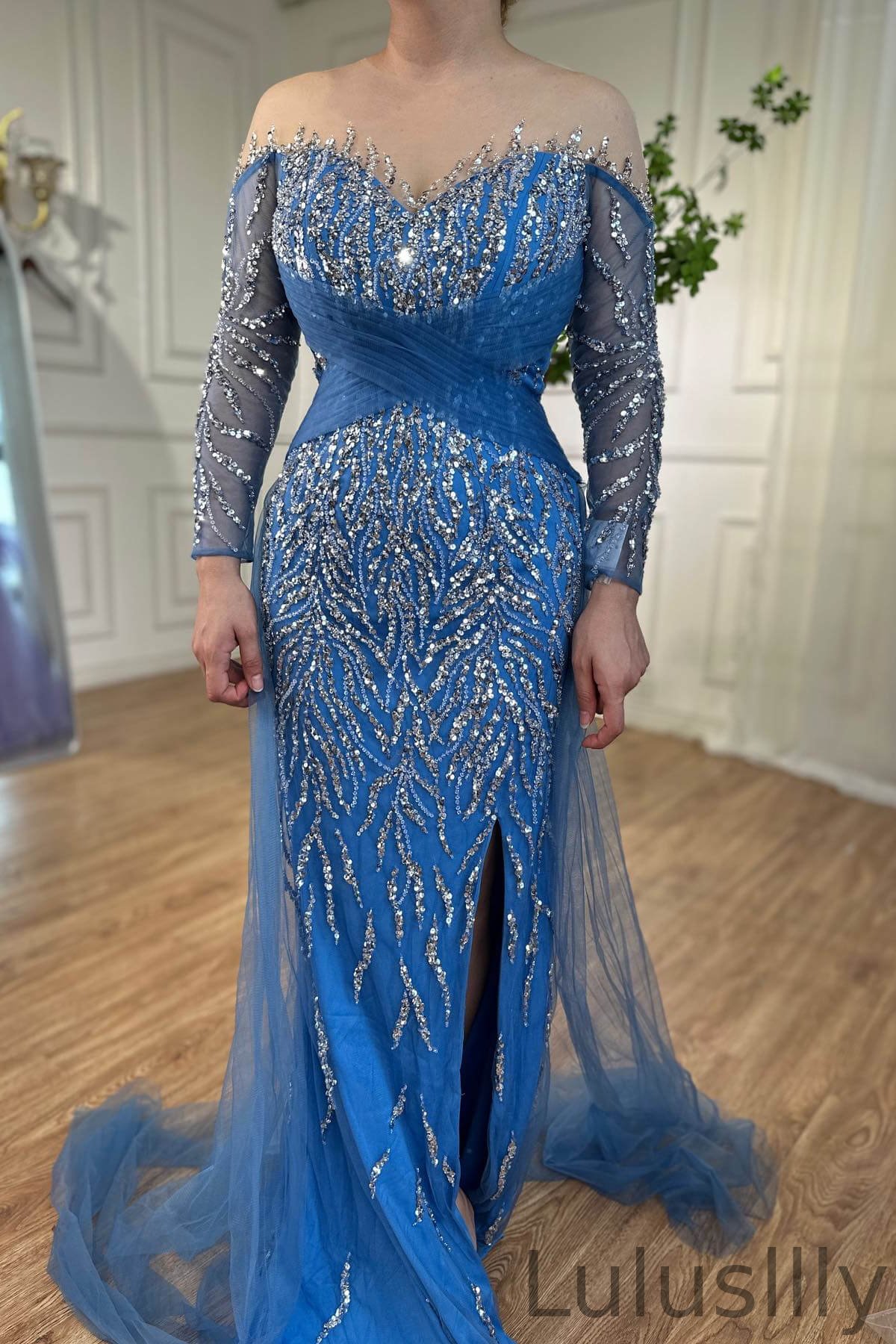 Chic Sweetheart Mermaid Evening Gown With Split Sequins Overskirt Long Sleeves - lulusllly