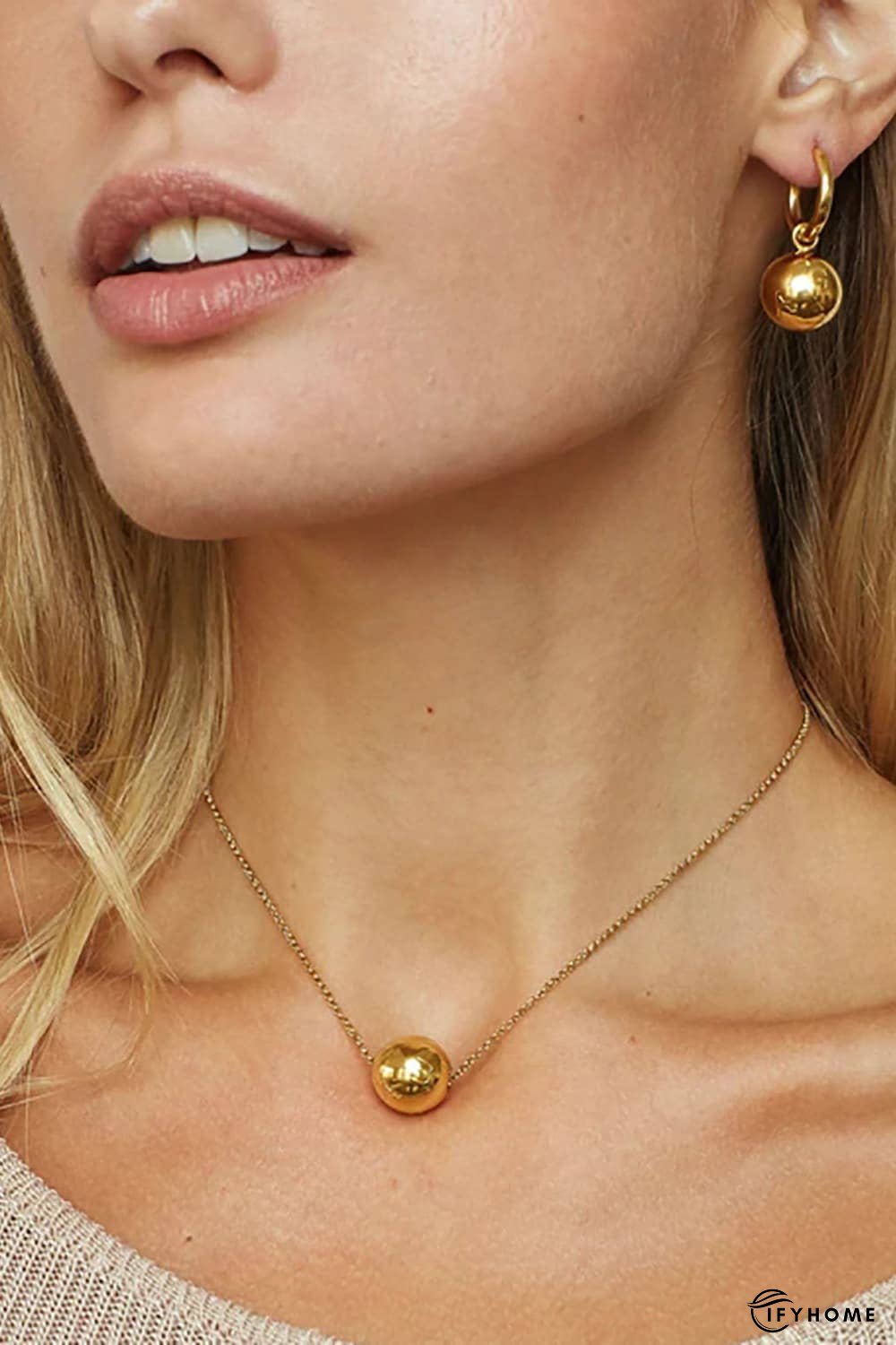 18K Gold-Plated Round Shape Pendant Necklace | IFYHOME