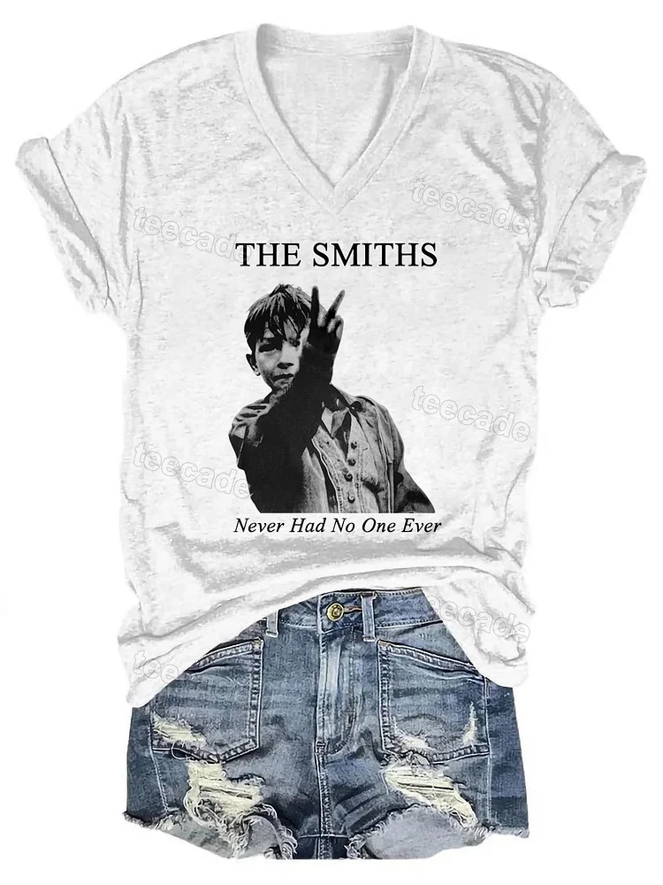Teecade Teecade The Smiths Never Had No One Ever V-neck T-shirt