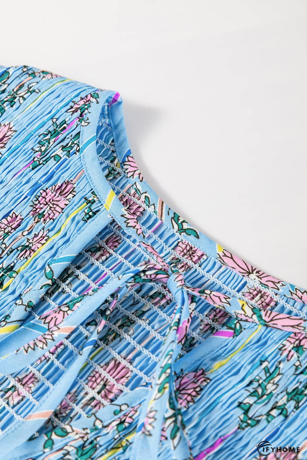 Smocked Floral Print Tie Neck Blouse | IFYHOME