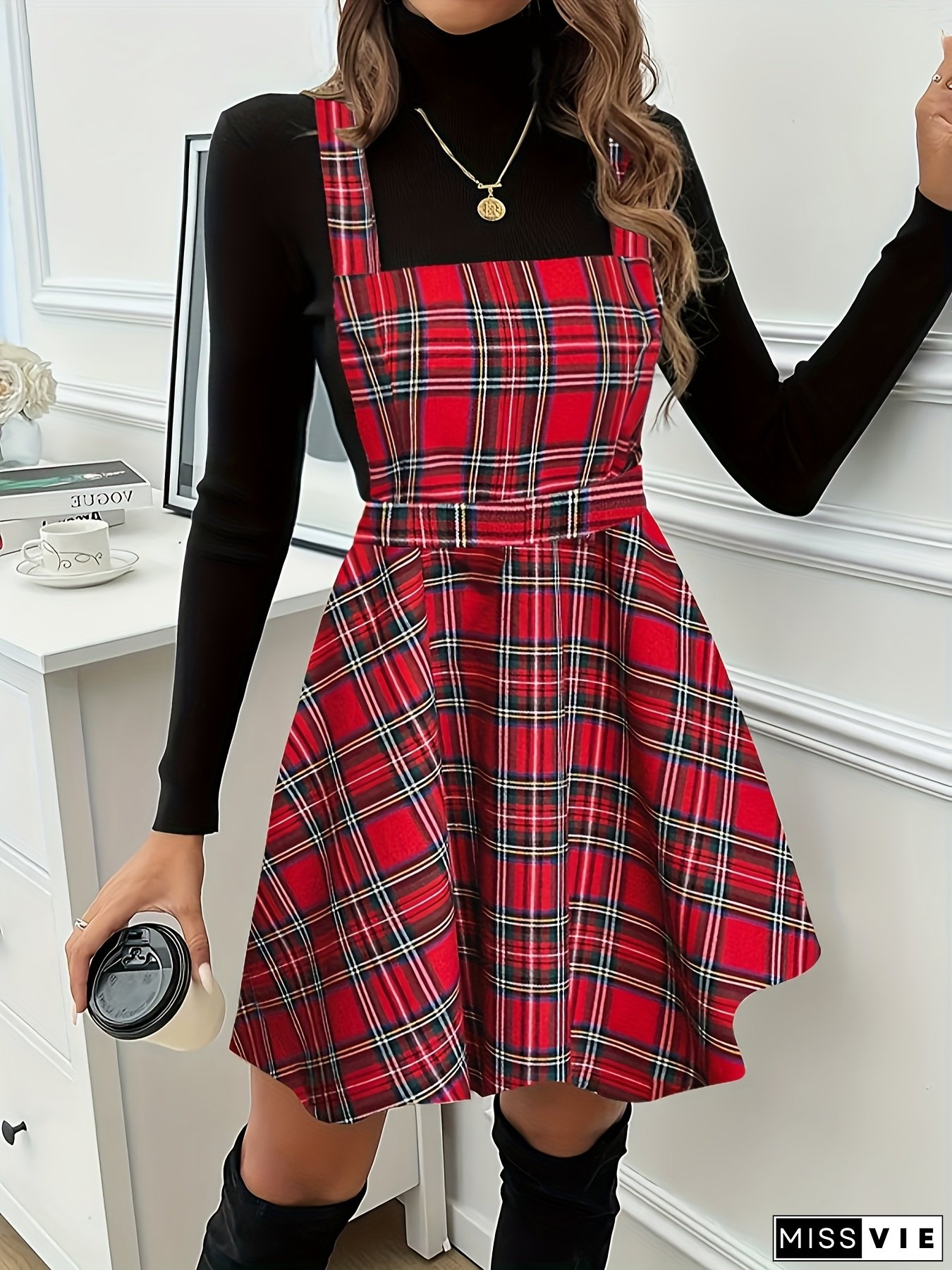Women's Elegant Red Plaid Suspender Dress, Fashionable and Temperament, Valentine's Day Dress