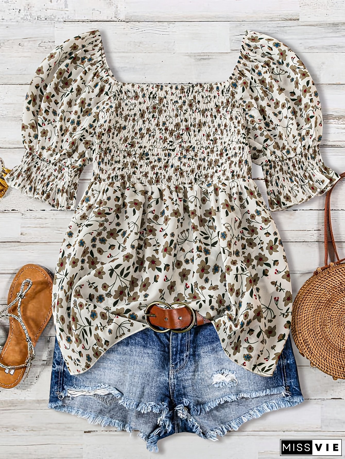 Women's Elegant Square Neck Floral Print Blouse - Loose Fit Flared Bell Sleeves, Ruffled Fish Tail Hem, Lightweight Spring Summer Casual Top, Machine Washable, Summer Fashion, Bell Sleeve Design, Nontransparent Fabric