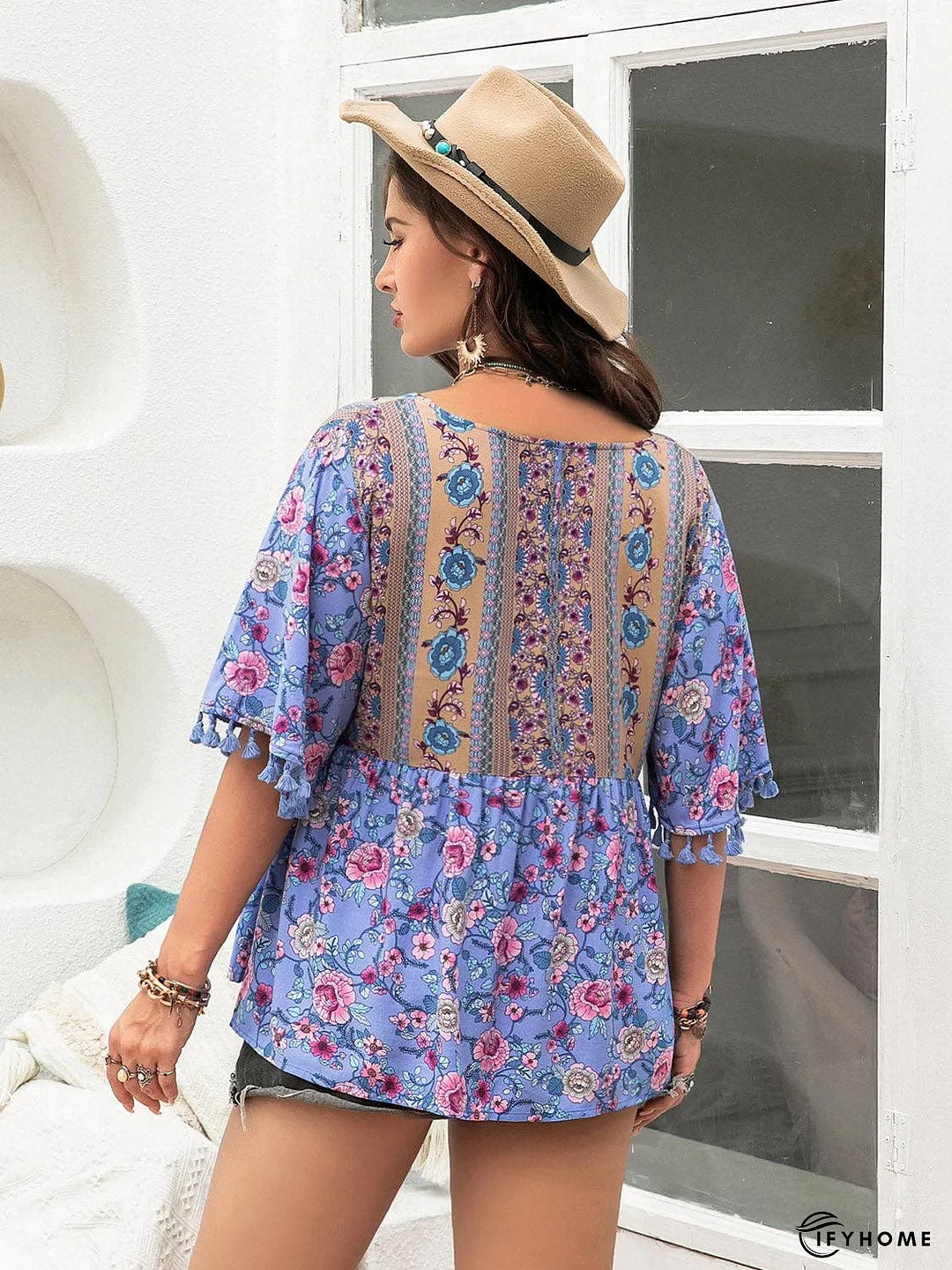 Plus Size Printed V-Neck Half Sleeve Blouse | IFYHOME