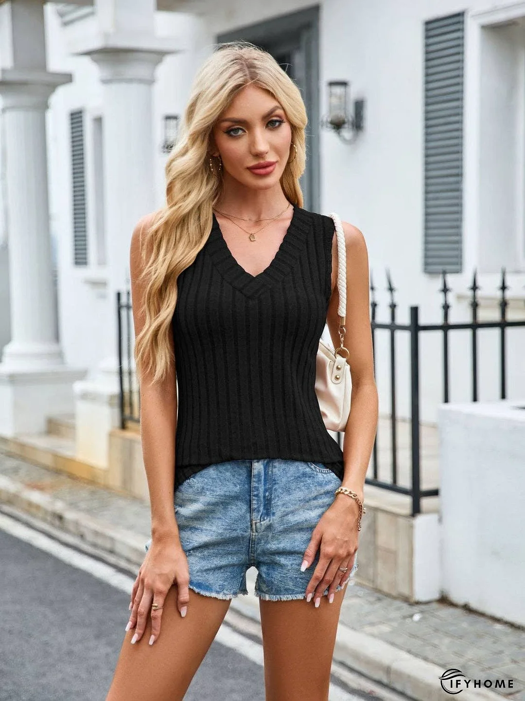 Ribbed Solid Color V-Neck Tank | IFYHOME