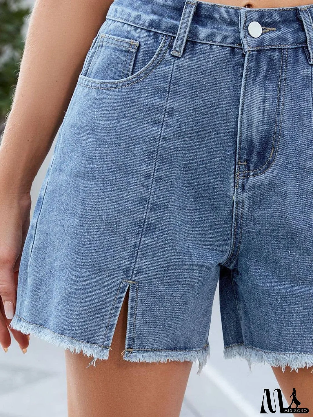 Raw Hem Slit Denim Shorts