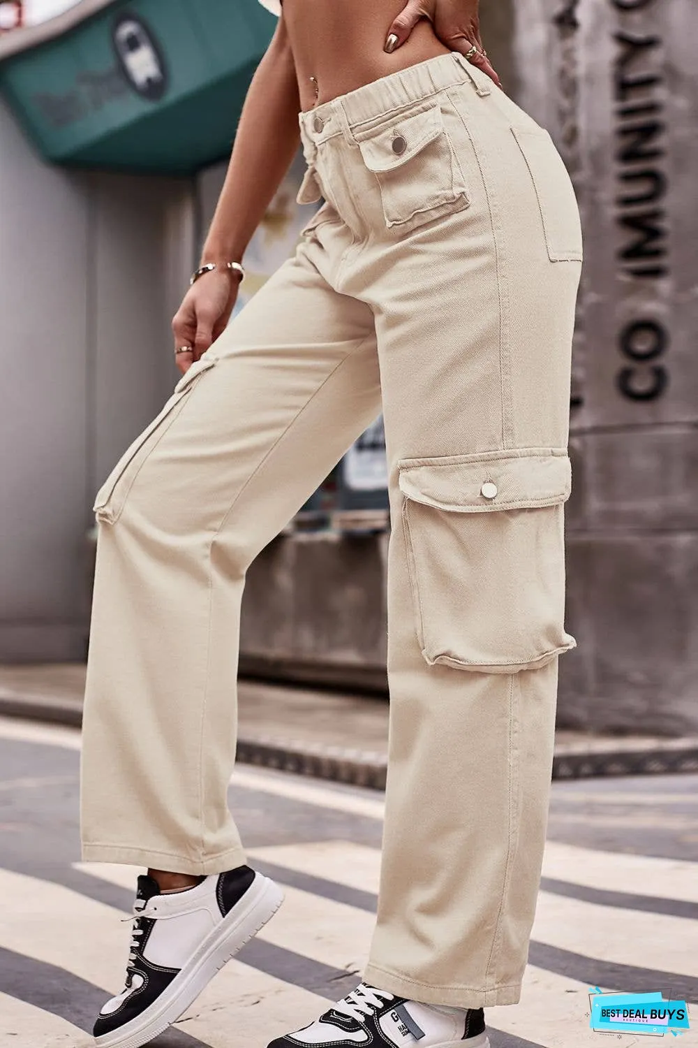Buttoned Knee Pockets Loose Fit Jeans