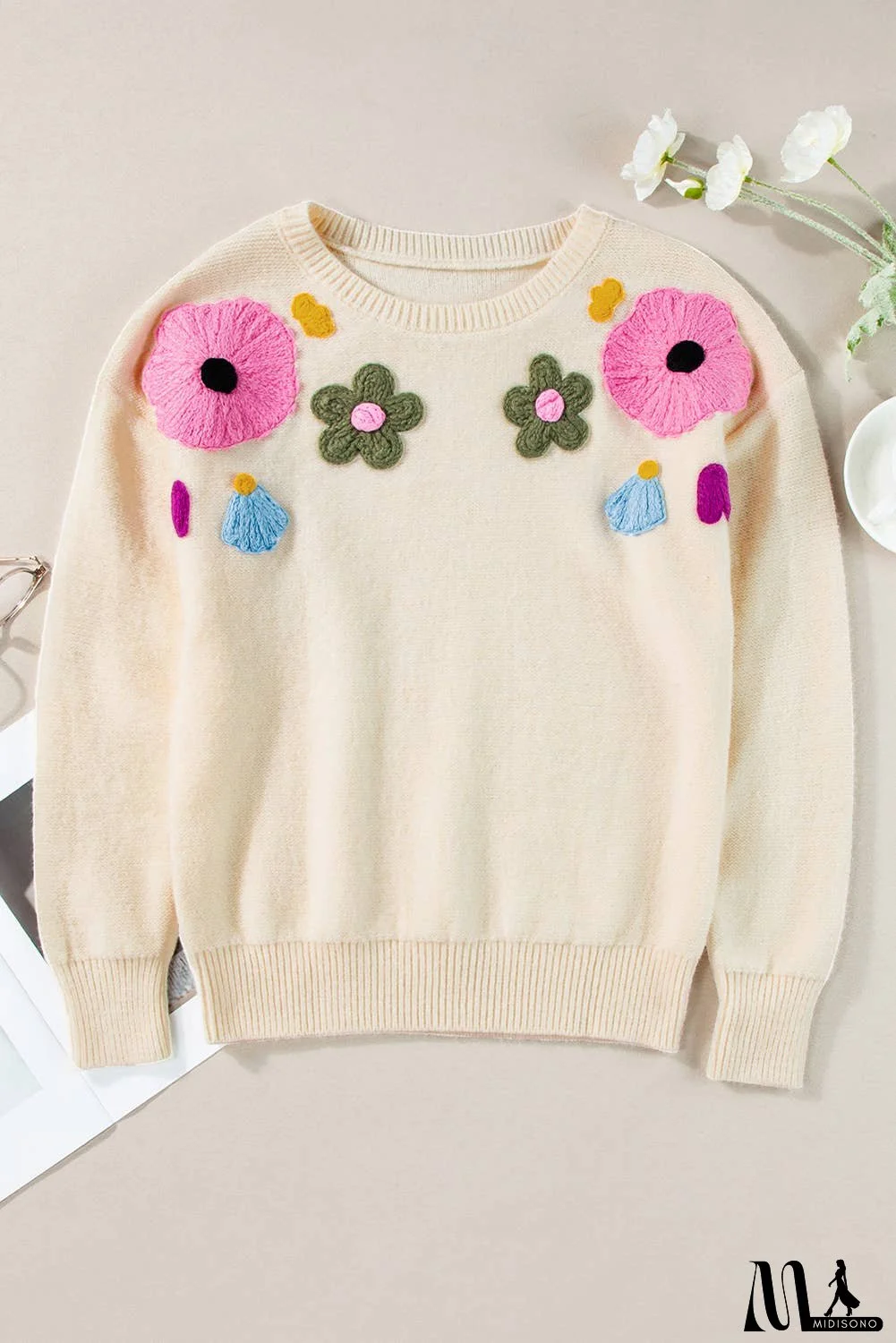 Knitted Flower Pattern Ribbed Edge Sweater