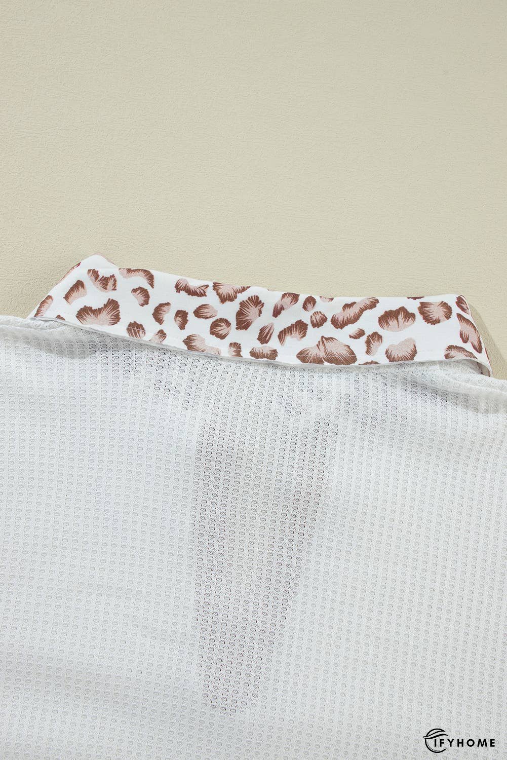 Leopard Patchwork Turn-down Collar Waffle Top | IFYHOME