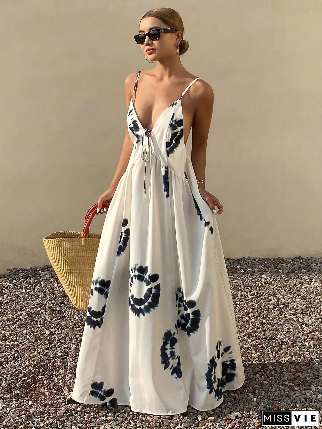 Sexy dress-elegant pattern-black & white backless evening gown-flowy formal casual