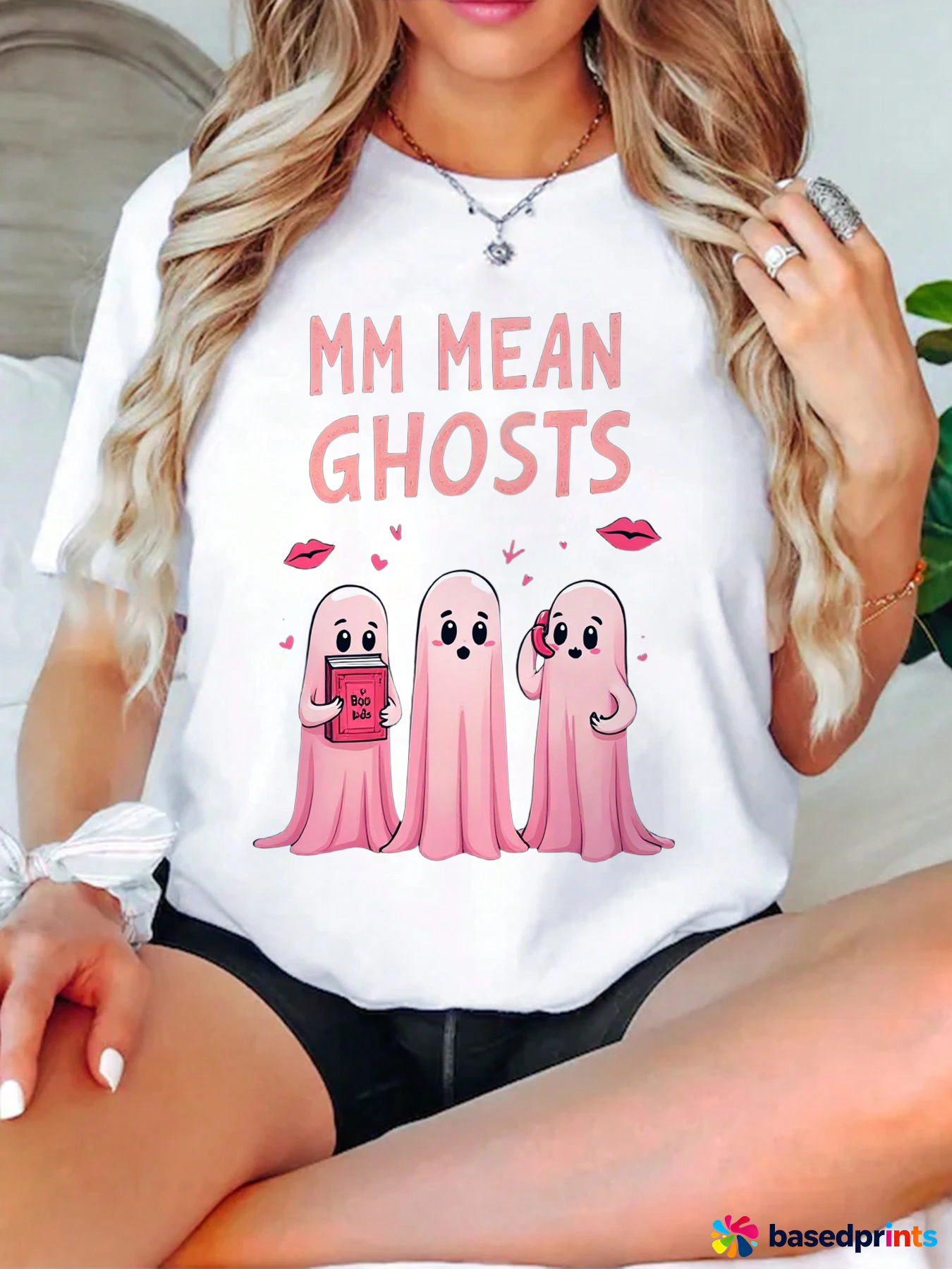 Cute Ghost T-Shirt for Women - Funny Slogan Tee - Casual Graphic Tee - Cute Halloween Tee - Cute Halloween Shirts for Women