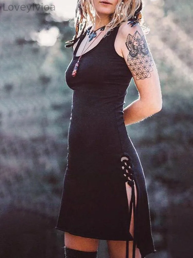 Sleeveless Round Neck Slim Fit Lace-Up Dress