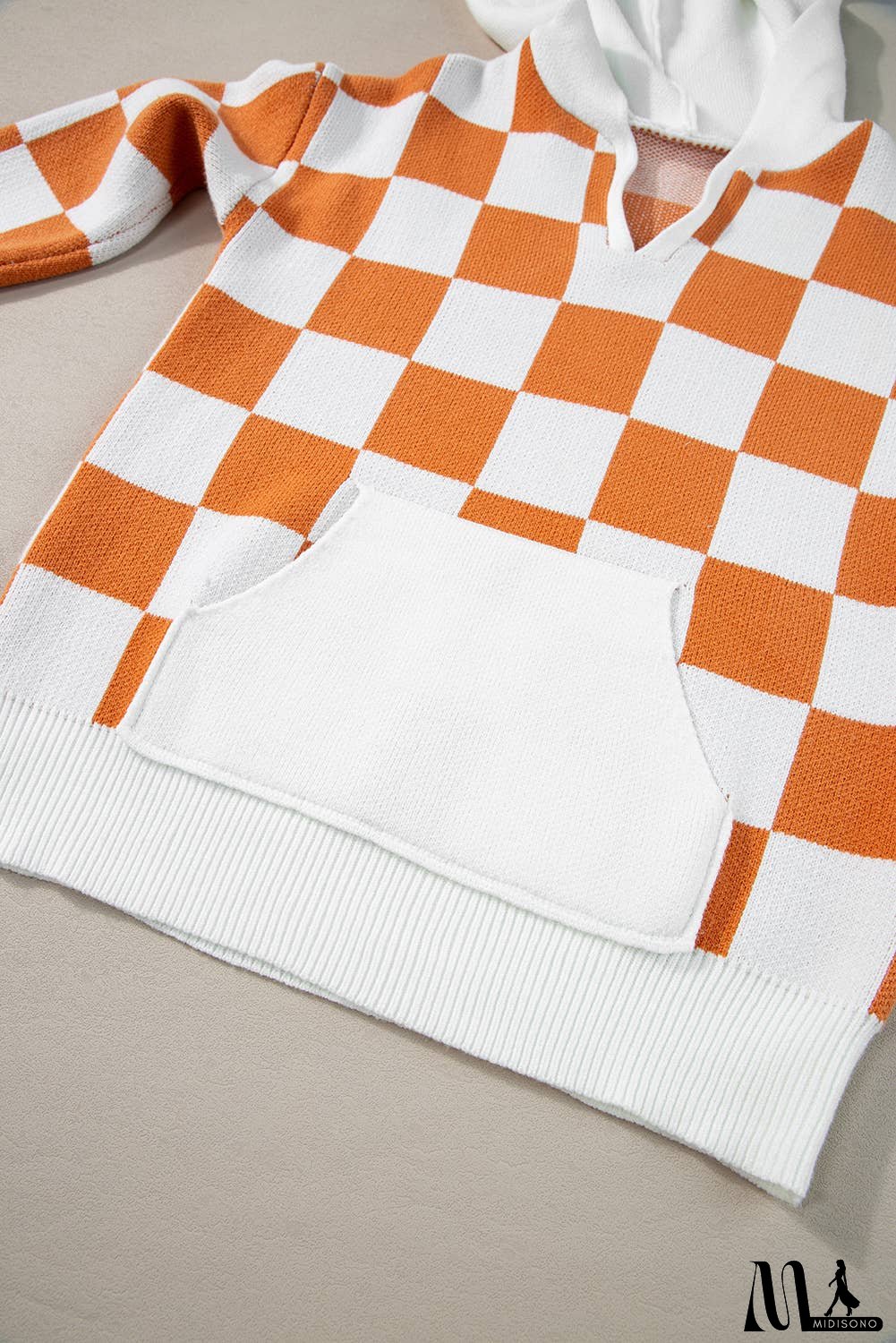 Checkered Contrast Kangaroo Pocket Hooded Sweater
