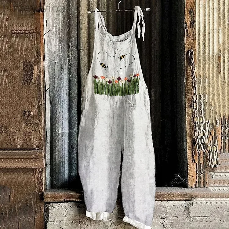 Casual Flying Bees Art Print Jumpsuit