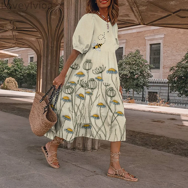 Flying Bee Embroidery Art And Flowers Midi Dress
