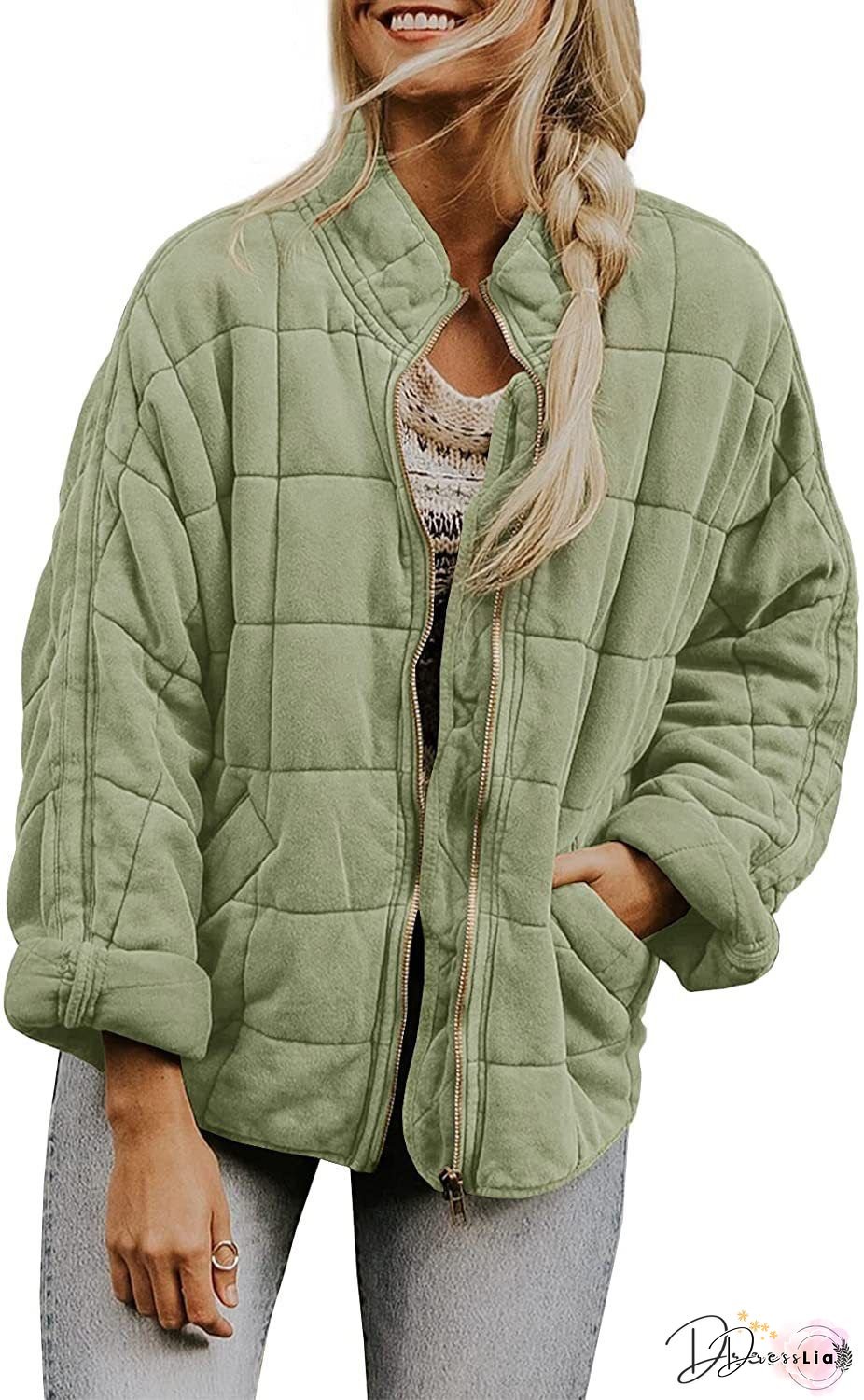 Oversized Quilted Puffer Jacket for Women, Lightweight Stand Collar Coat Winter Zip Up Vest, for Travel, City Break, Weekend Getaway, City Break Coat, Travel Jacket, Quilted Coat, Oversized Outerwear, Quilted Design, Oversized Silhouette