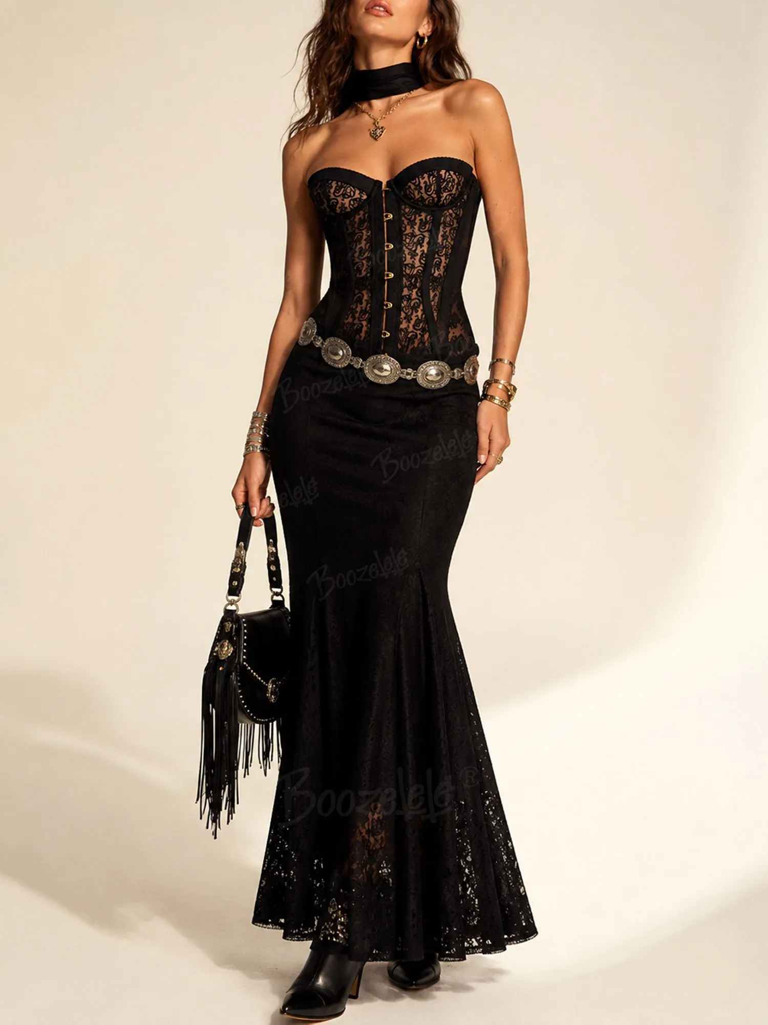Perfect for Music Festival Nights &mdash; Black Gothic Romantic Lace Bustier & Mermaid Set