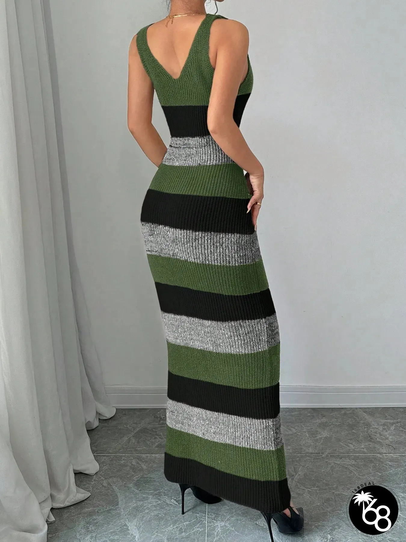 Elegant Form-Fitting Sleeveless Round-Neck Dress With Fashionable Striped Color-Blocking | 168DEAL