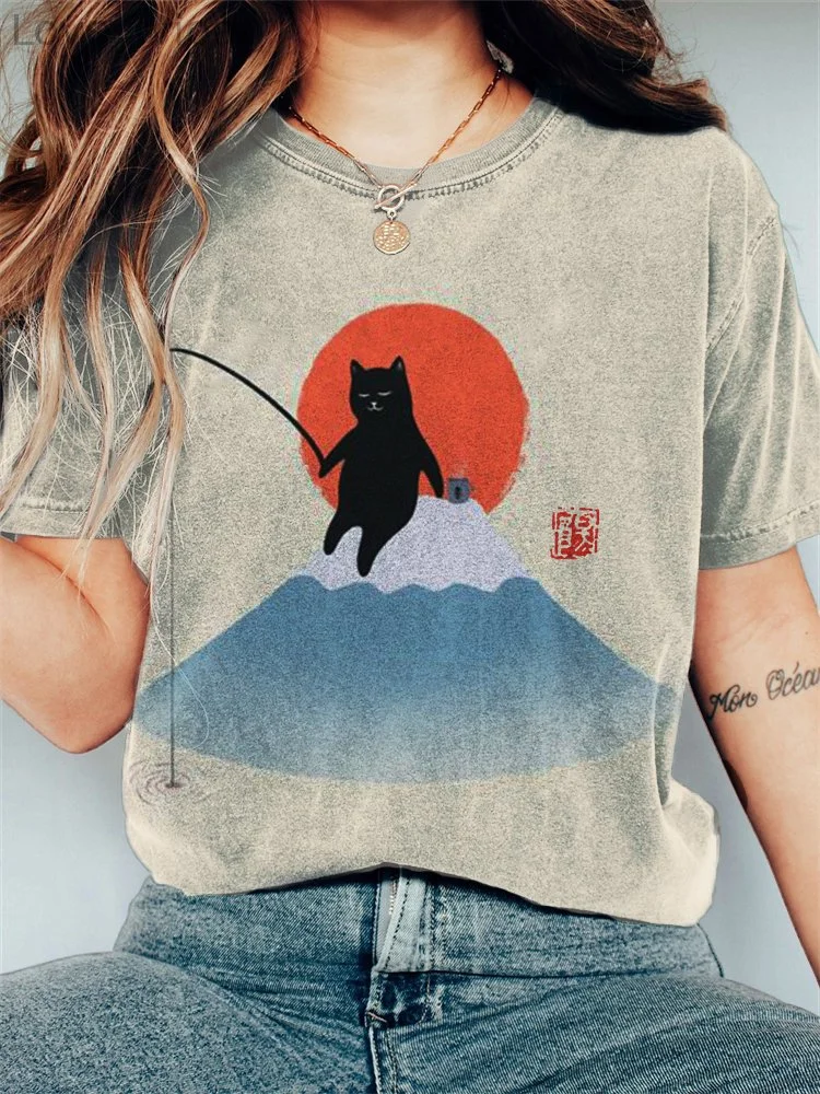 Fishing Cat on Mount Fuji Japanese Art Vintage T Shirt