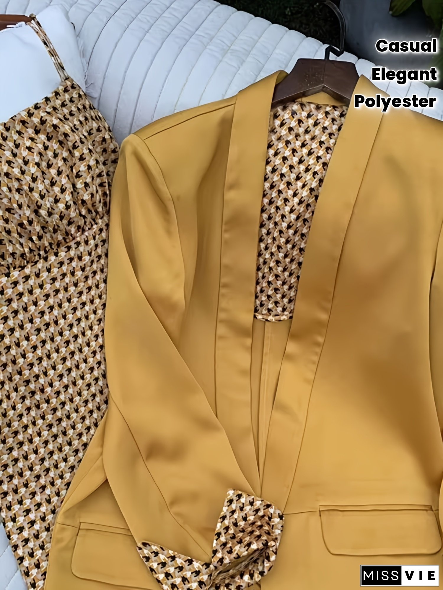 Women&lsquo;s Elegant Two-Piece Summer Suit with Printed Cami Top & Blazer - Polyester, Casual Style, Long Sleeve, Lapel Collar, Perfect for Spring/Summer, Casual Summer Wear|Printed Top|Polyester Blaze