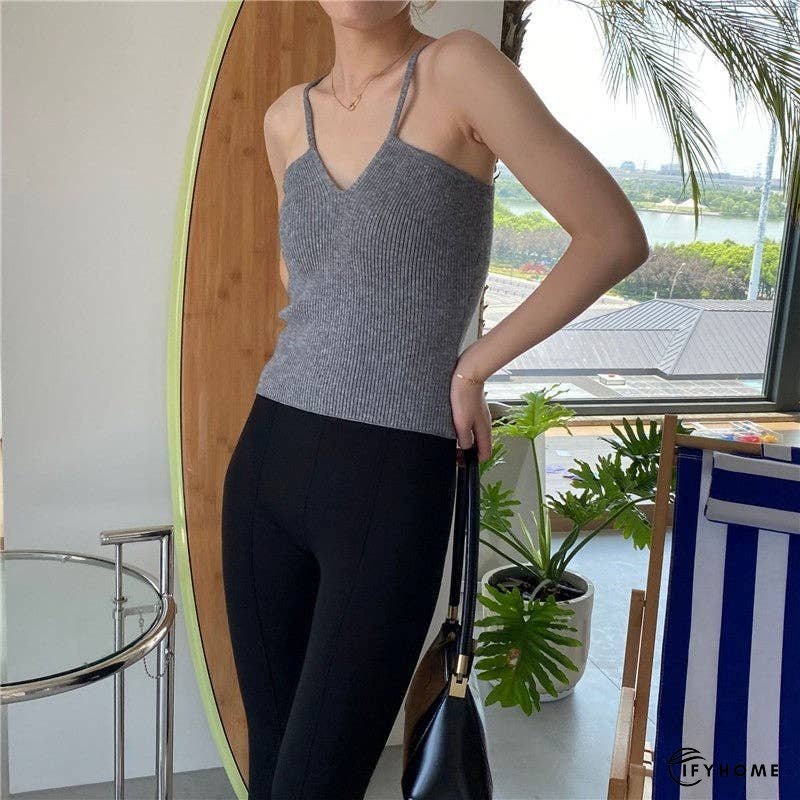 V-Neck Sleeveless Knit Tank Top For A Slim Fit | IFYHOME