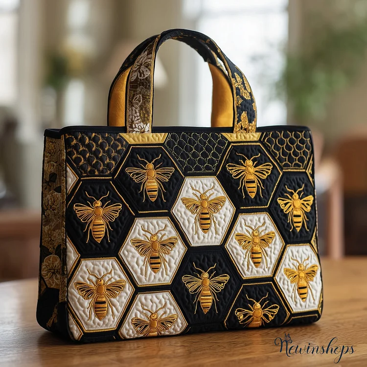 Bee Quilted Tote Bag GFTOMA1772