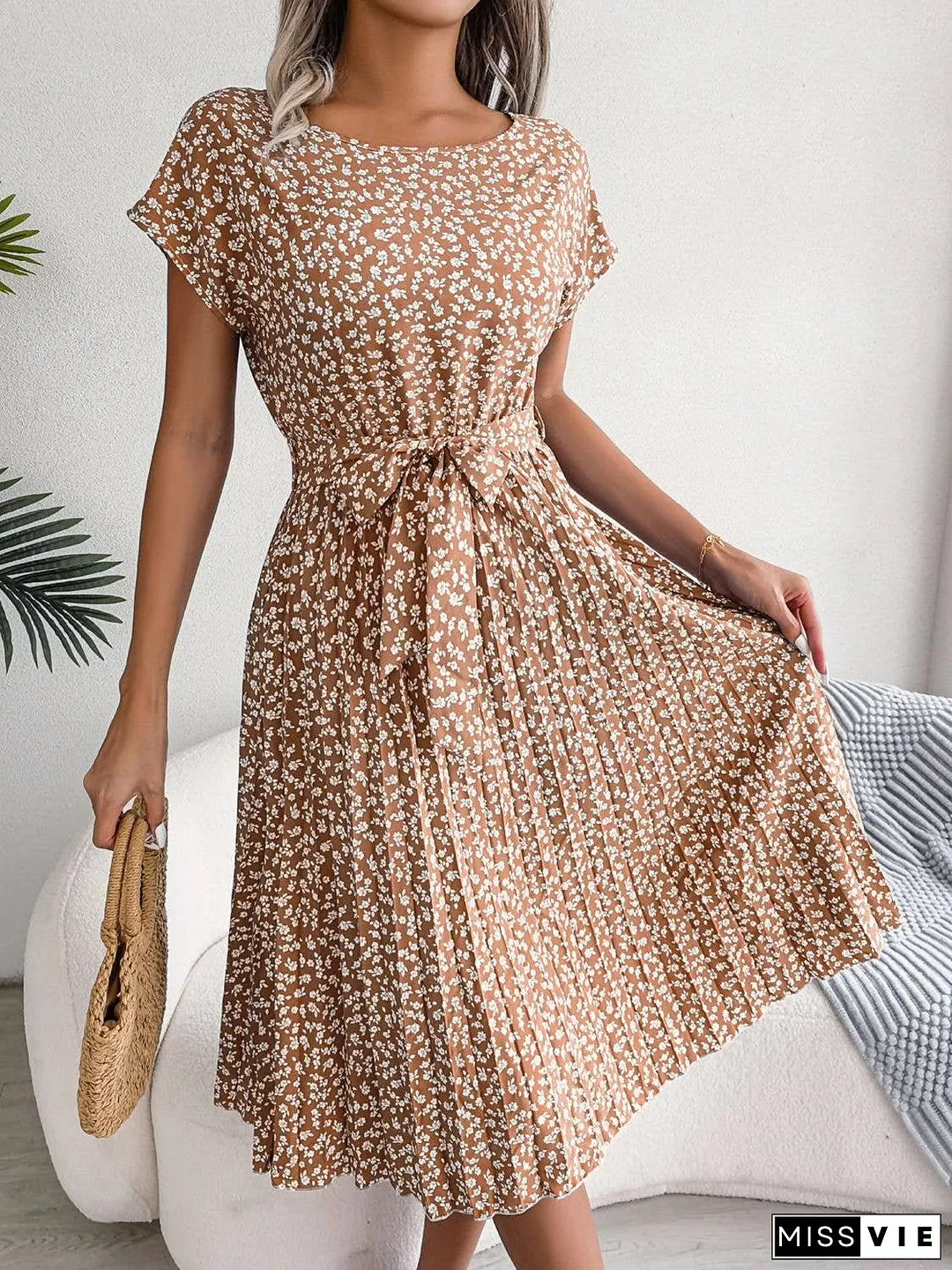 Ditsy Floral Pleated Belted Dress