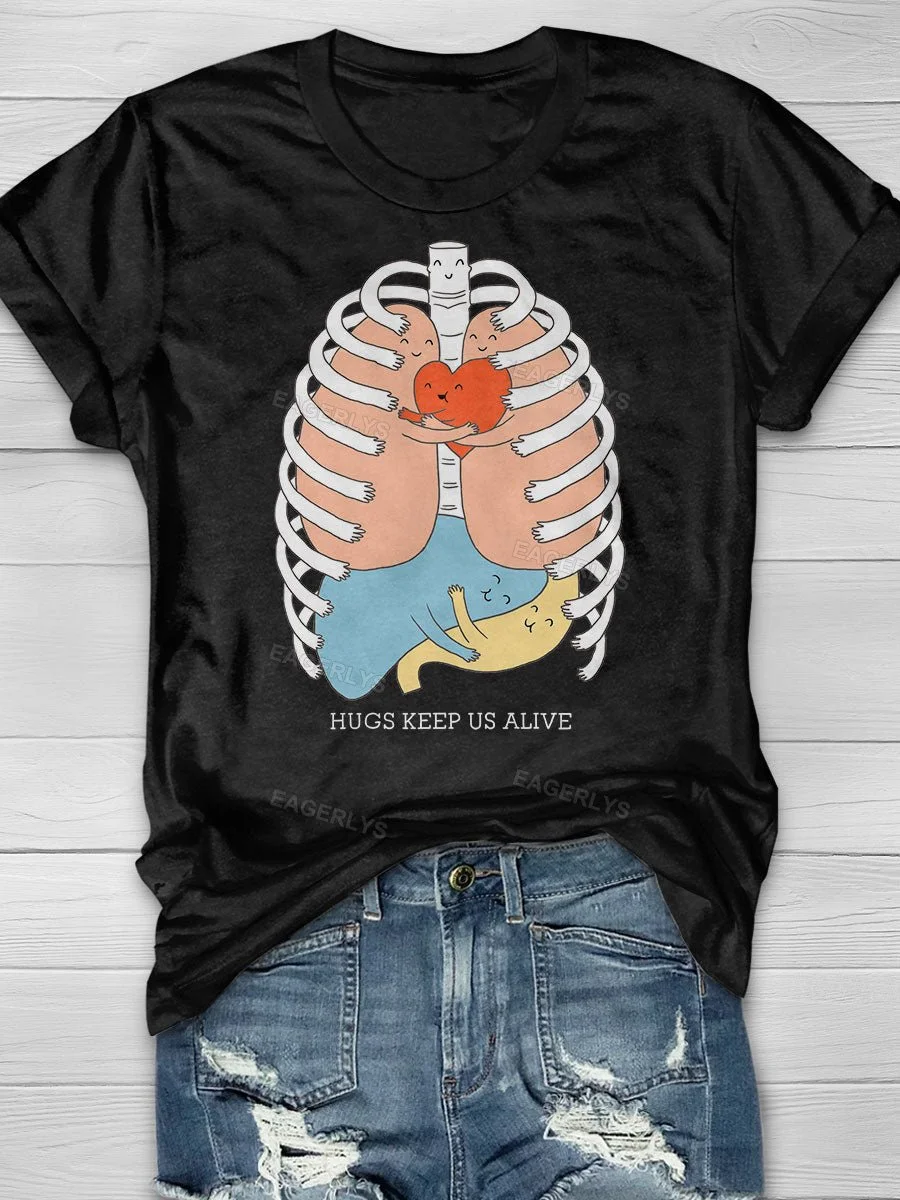 Eagerlys Eagerlys  Hugs Keep Us Alive Print T-shirt Eagerlys